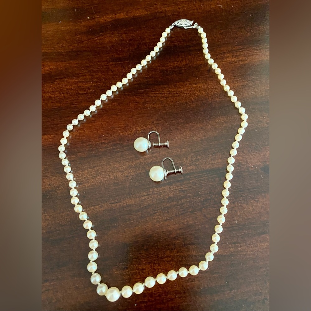 Authentic Freshwater Cultured Pearls